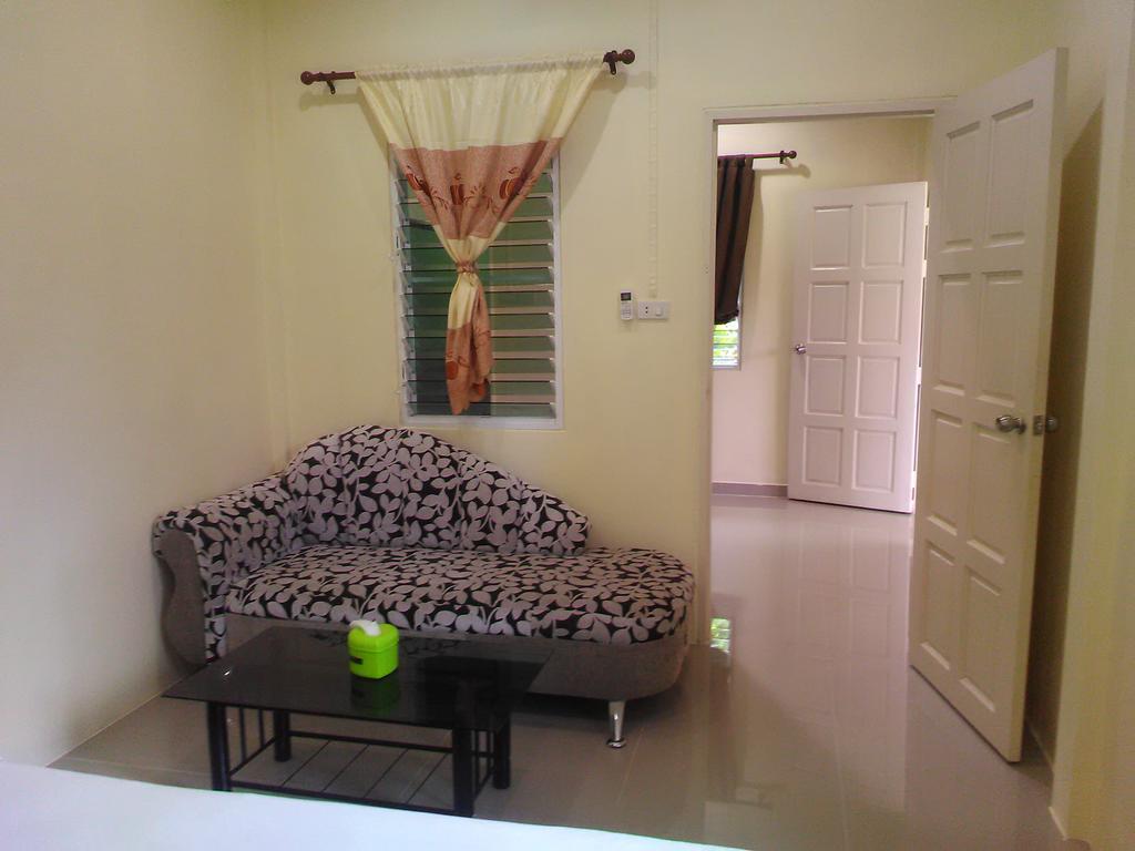 Khanom Garden Suite Bagian luar foto