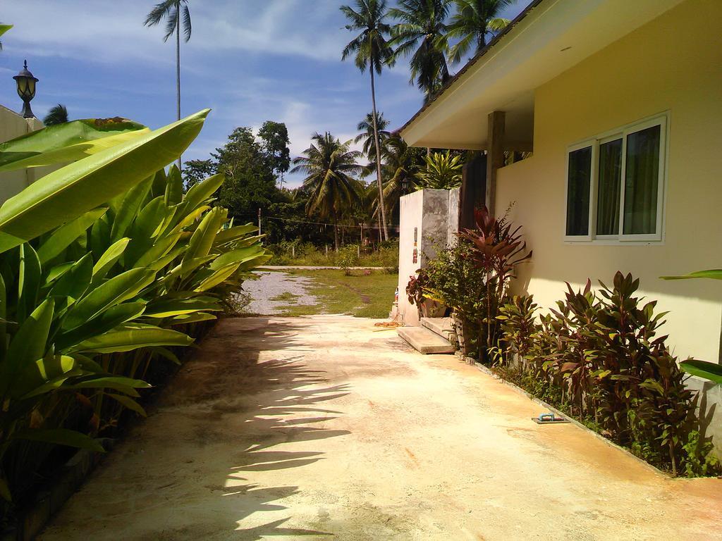 Khanom Garden Suite Bagian luar foto