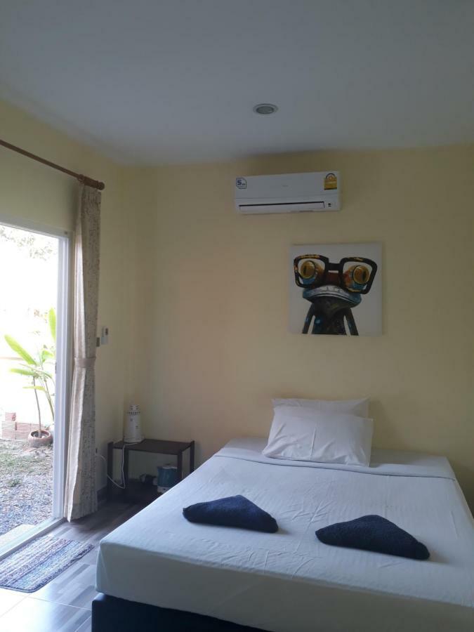 Khanom Garden Suite Bagian luar foto